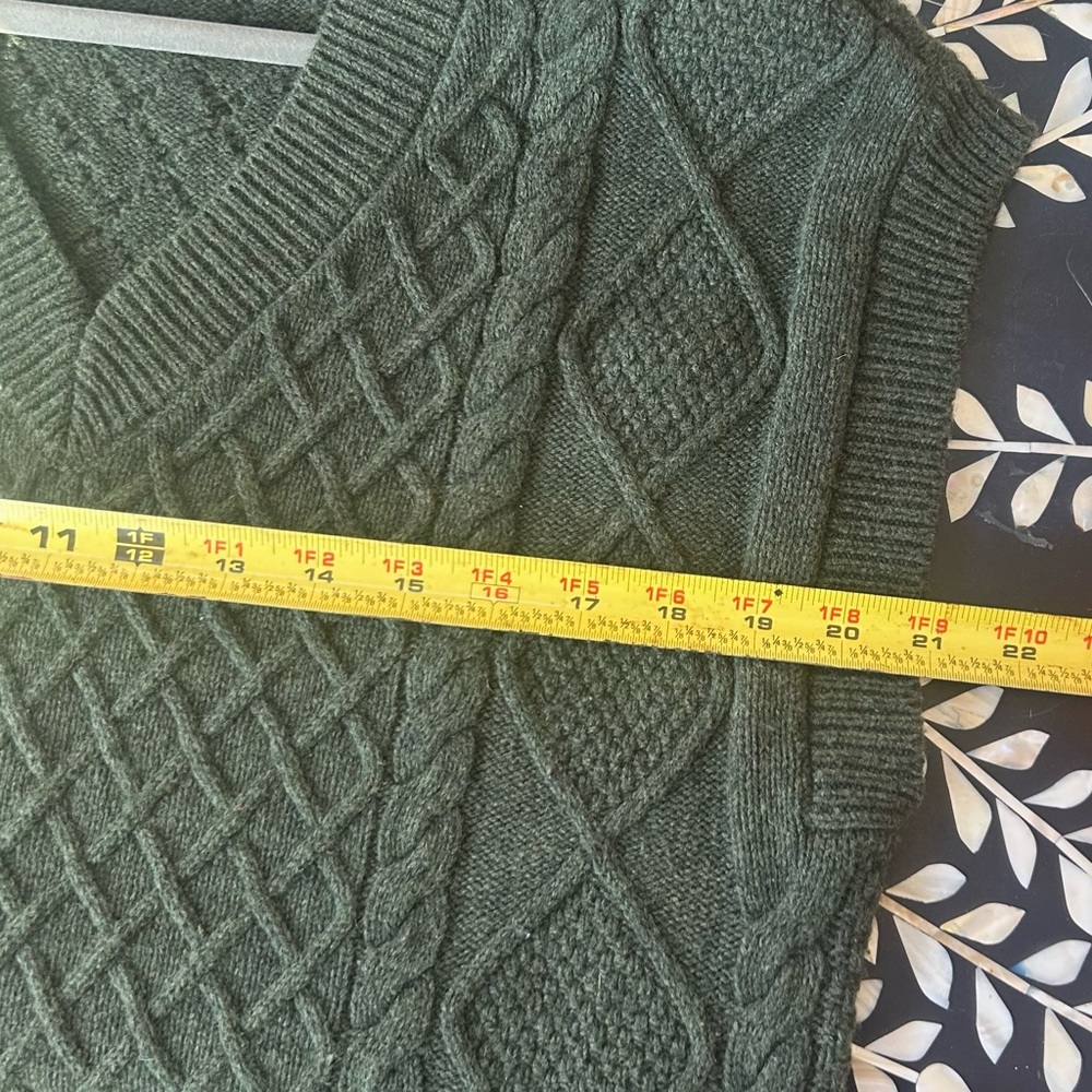 Madewell Oversized Cable Knit Sweater Vest Dark Green Wool Blend Preppy Academia - Picture 4 of 8